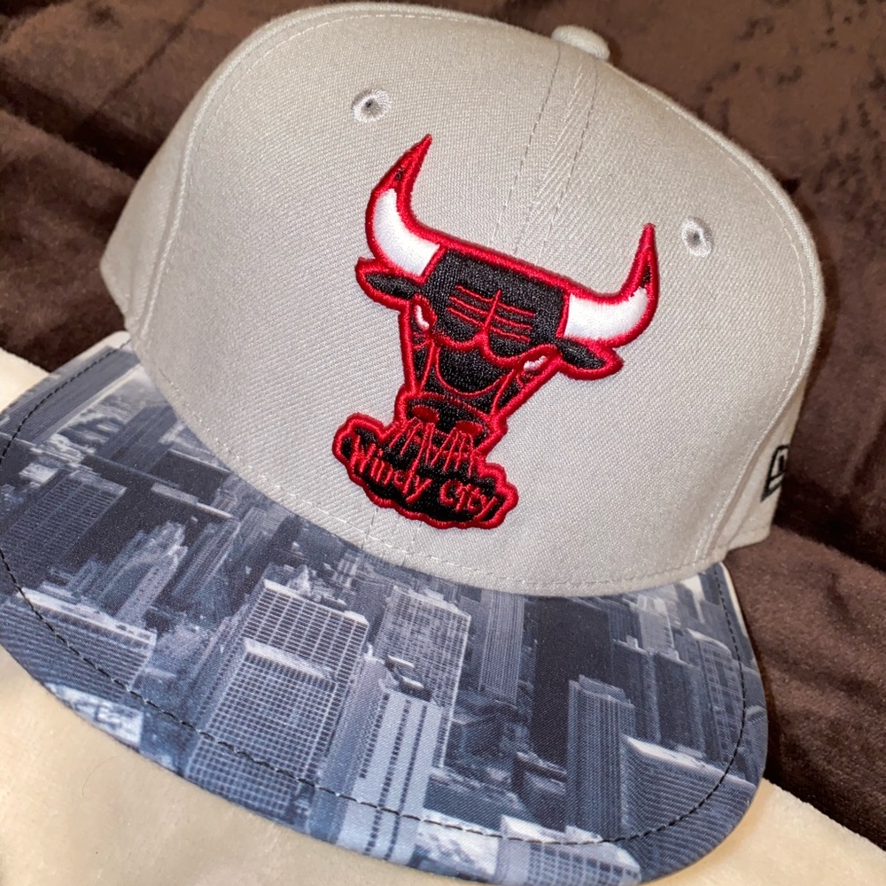 Windy City bulls hat